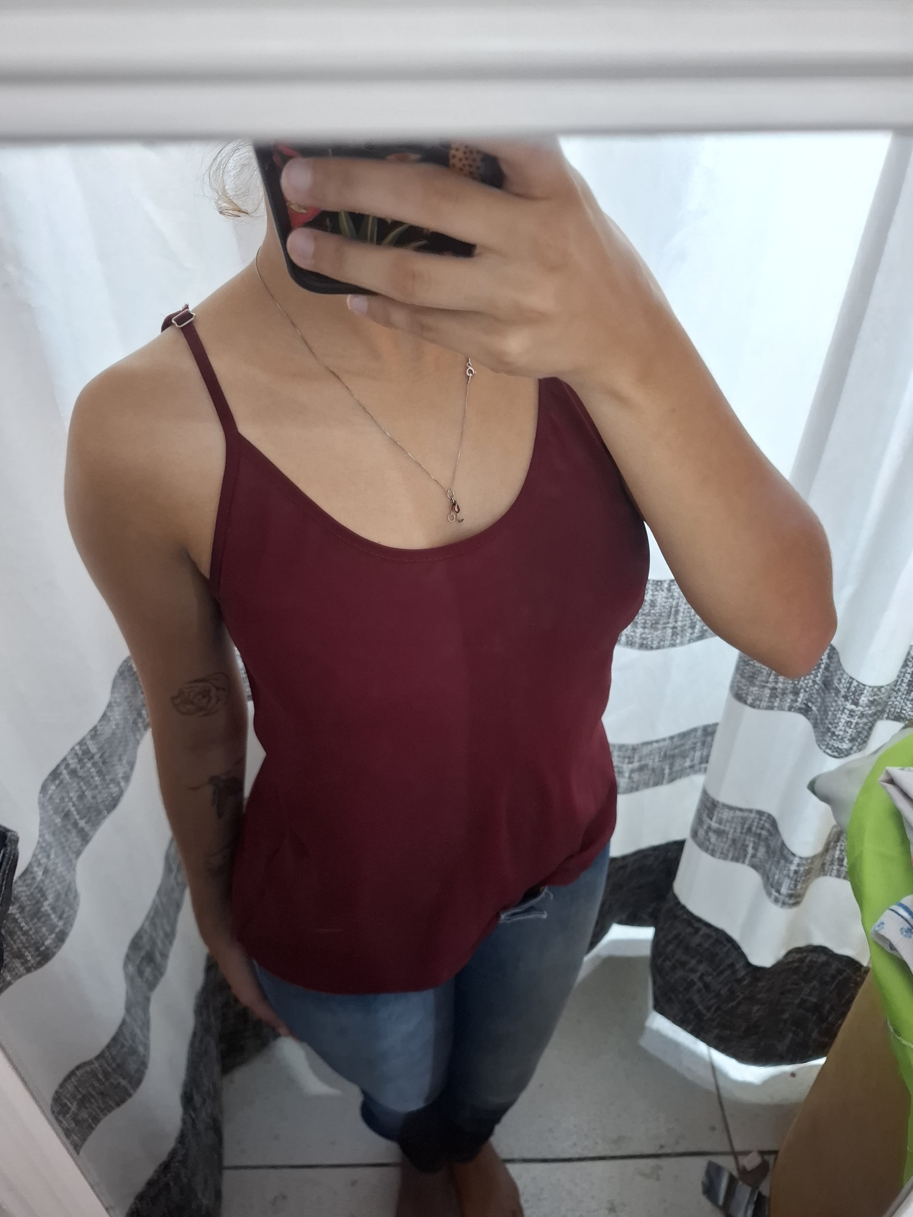 Blusa vinho de alcinha - foto 3
