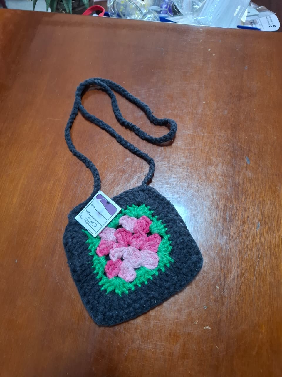 Mini bolsinha de croche