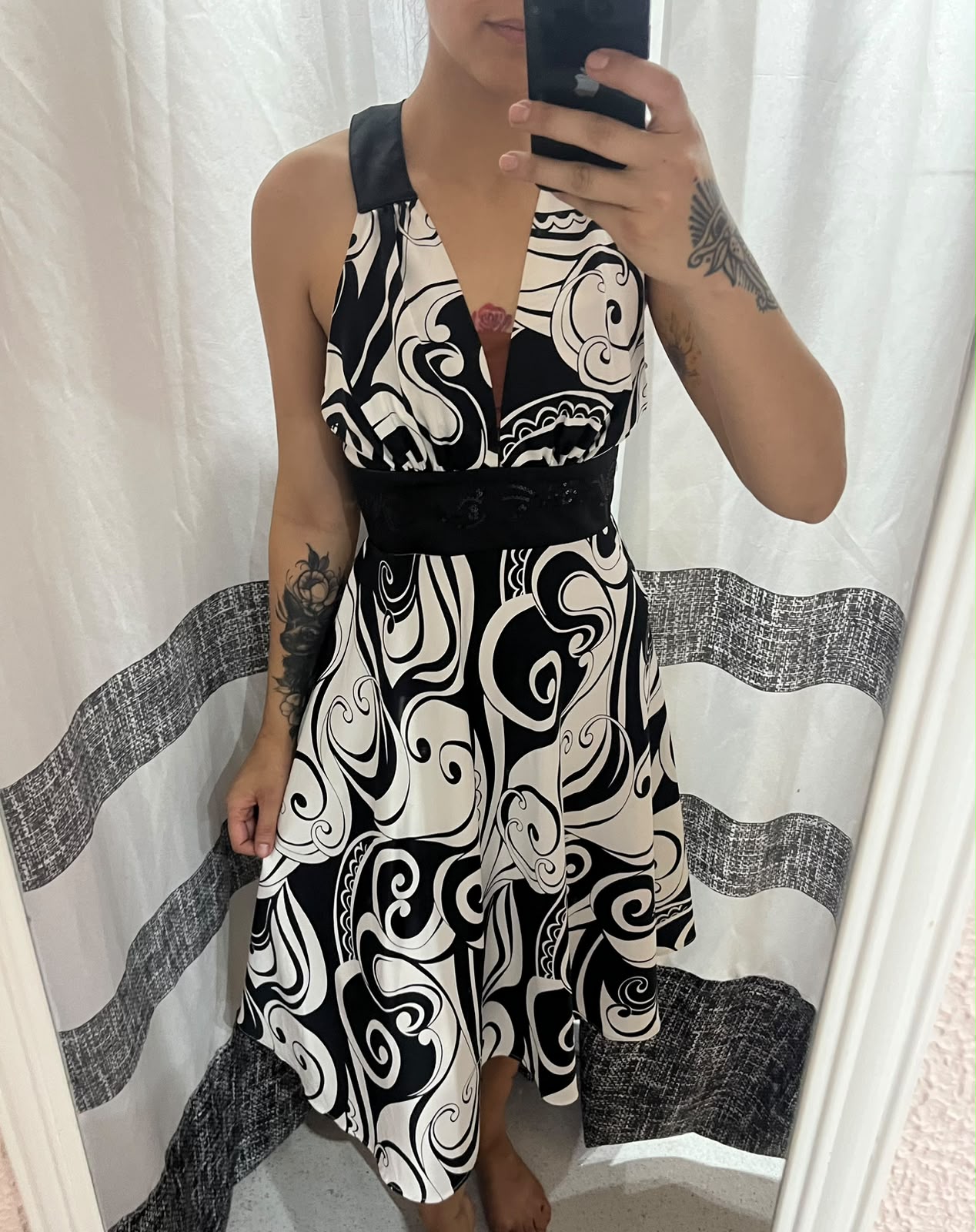 Vestido mesclado Preto e branco