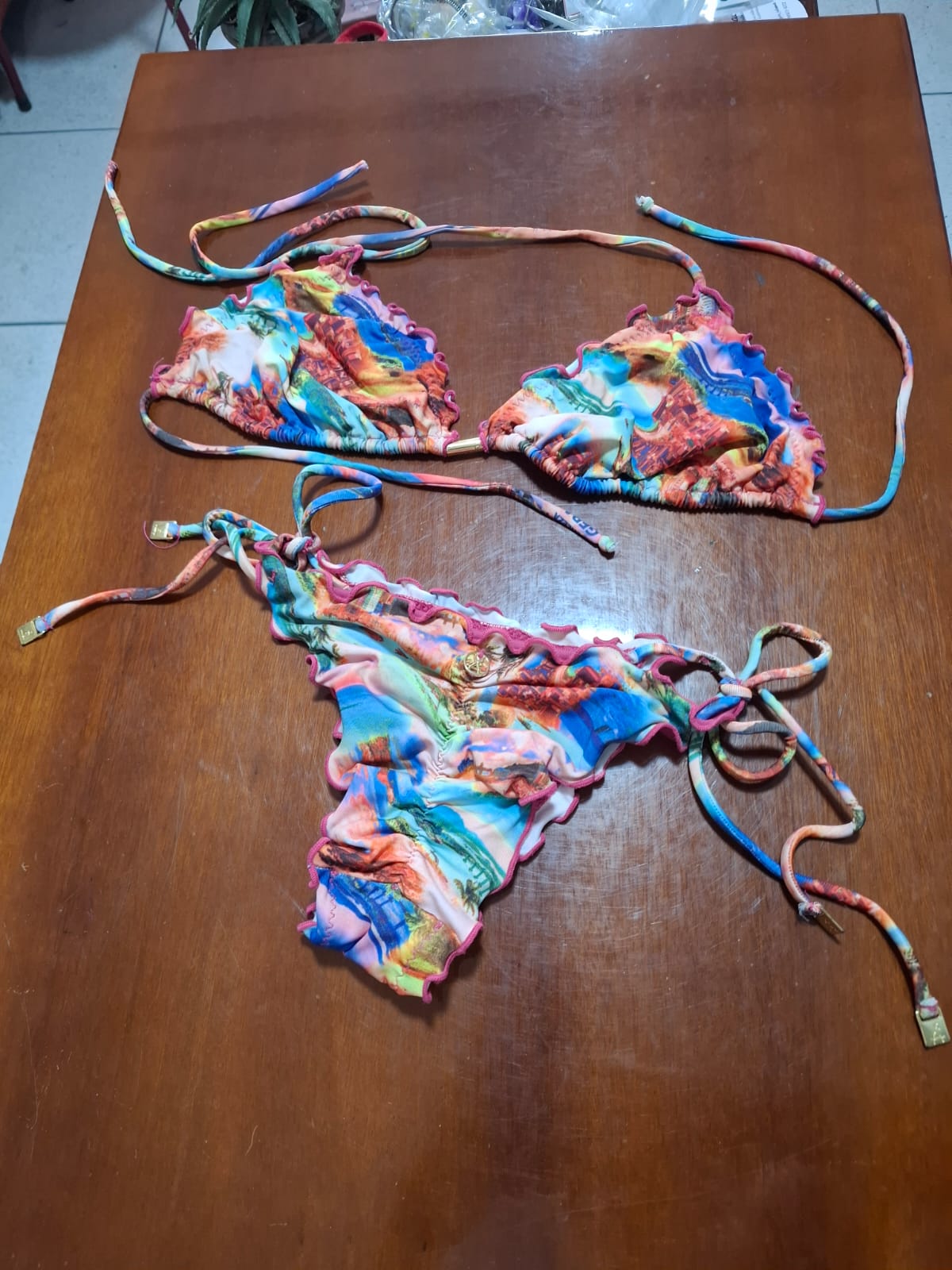 Vestido estampa praia