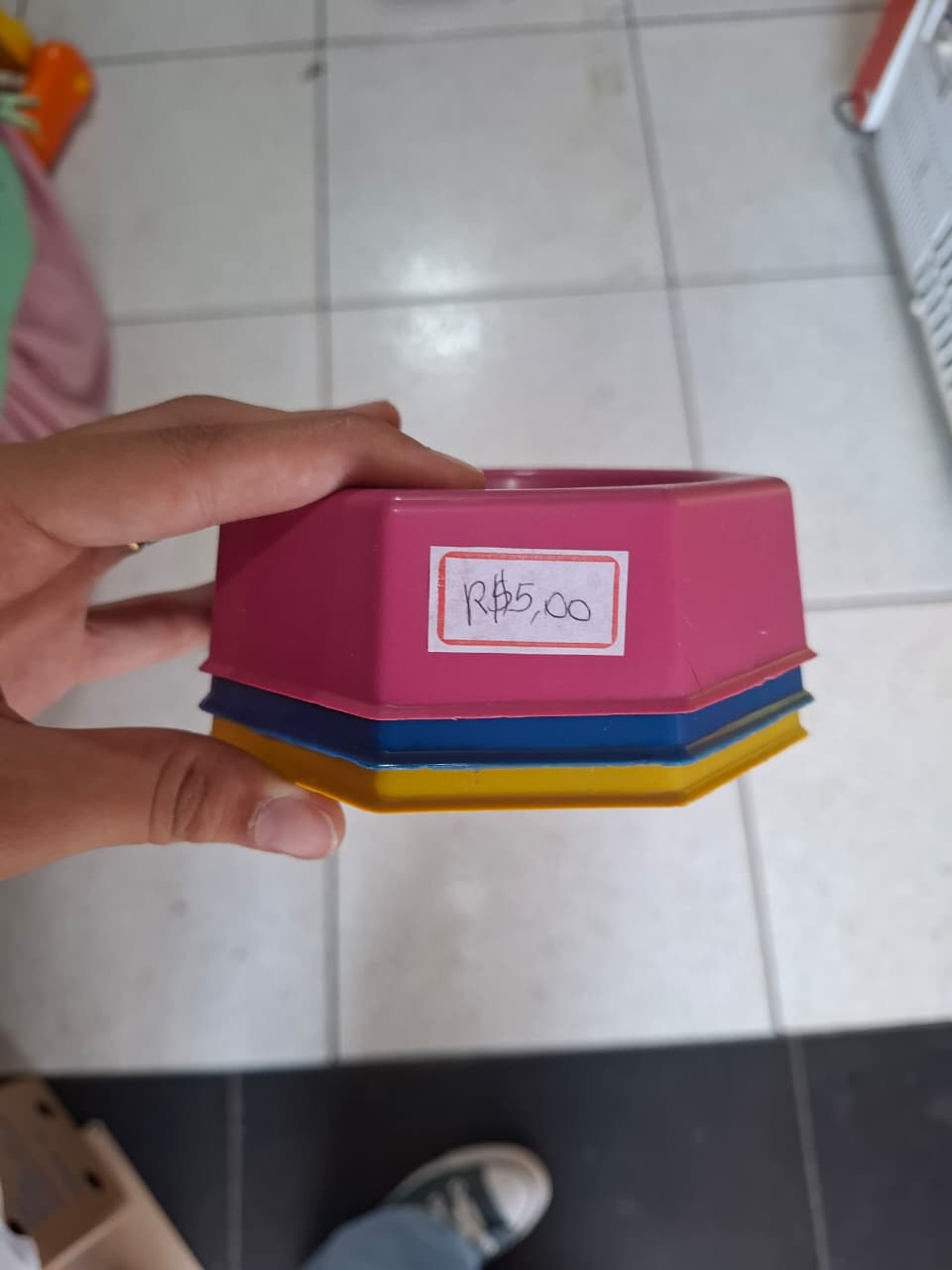 Comedouro e bebedouro mini cores
