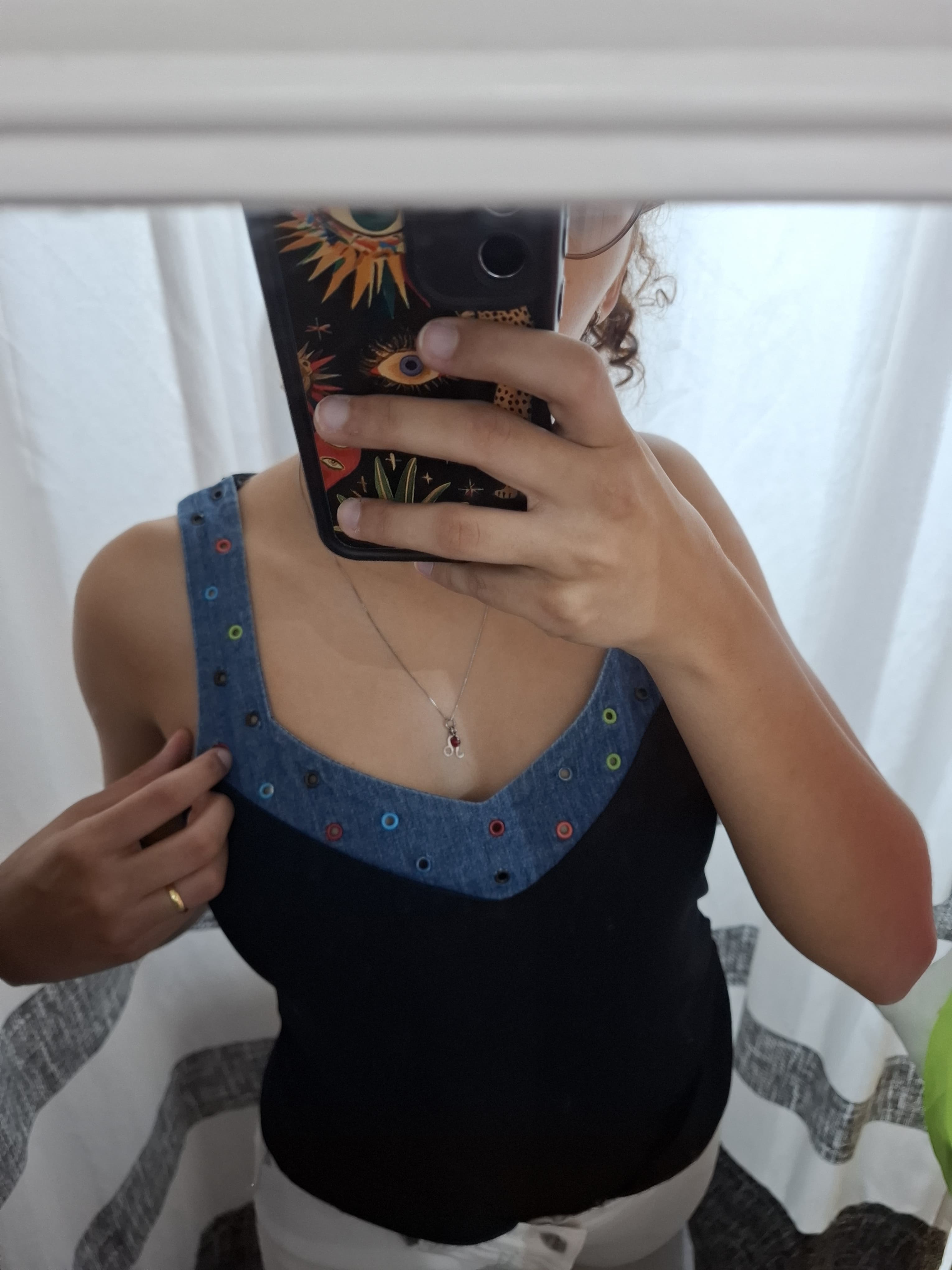 Camiseta vintage argolinhas coloridas